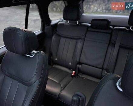 Белый Ленд Ровер Рендж Ровер, объемом двигателя 4.39 л и пробегом 20 тыс. км за 156000 $, фото 28 на Automoto.ua