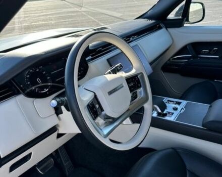 Білий Ленд Ровер Рендж Ровер, об'ємом двигуна 3 л та пробігом 80 тис. км за 150000 $, фото 57 на Automoto.ua