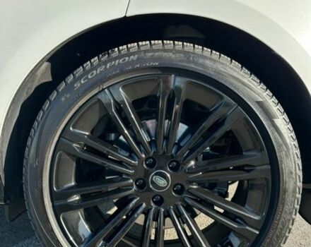 Білий Ленд Ровер Рендж Ровер, об'ємом двигуна 3 л та пробігом 80 тис. км за 150000 $, фото 46 на Automoto.ua