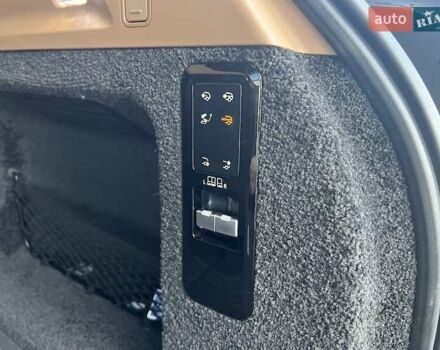 Белый Ленд Ровер Рендж Ровер, объемом двигателя 4.39 л и пробегом 48 тыс. км за 179000 $, фото 32 на Automoto.ua