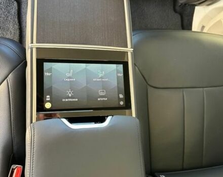 Білий Ленд Ровер Рендж Ровер, об'ємом двигуна 3 л та пробігом 80 тис. км за 150000 $, фото 61 на Automoto.ua