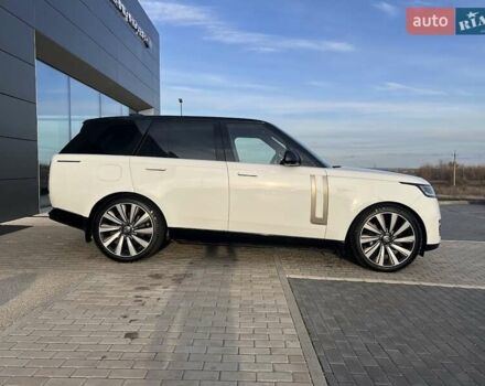 Белый Ленд Ровер Рендж Ровер, объемом двигателя 4.39 л и пробегом 48 тыс. км за 179000 $, фото 7 на Automoto.ua