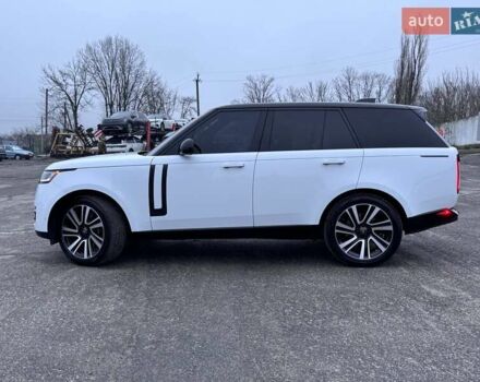 Белый Ленд Ровер Рендж Ровер, объемом двигателя 4.39 л и пробегом 20 тыс. км за 156000 $, фото 6 на Automoto.ua