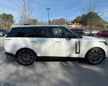 Белый Ленд Ровер Рендж Ровер, объемом двигателя 4.4 л и пробегом 27 тыс. км за 74000 $, фото 3 на Automoto.ua