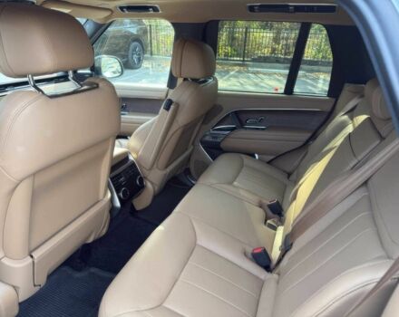 Белый Ленд Ровер Рендж Ровер, объемом двигателя 4.4 л и пробегом 27 тыс. км за 74000 $, фото 9 на Automoto.ua