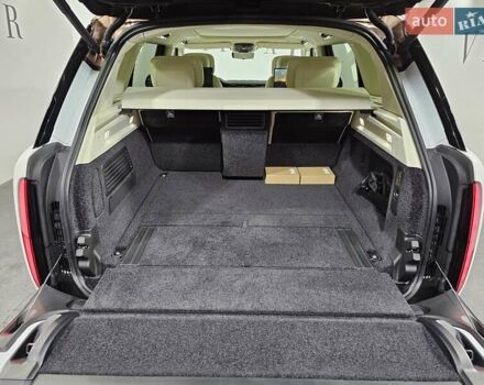 Белый Ленд Ровер Рендж Ровер, объемом двигателя 4.4 л и пробегом 1 тыс. км за 352923 $, фото 10 на Automoto.ua