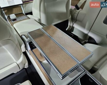 Белый Ленд Ровер Рендж Ровер, объемом двигателя 4.4 л и пробегом 1 тыс. км за 352923 $, фото 24 на Automoto.ua