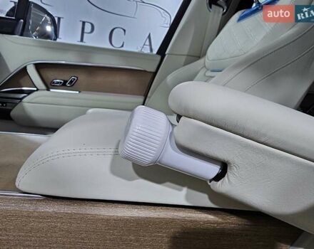 Белый Ленд Ровер Рендж Ровер, объемом двигателя 4.4 л и пробегом 1 тыс. км за 352923 $, фото 47 на Automoto.ua