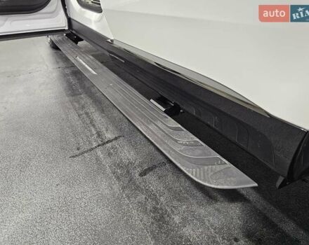 Белый Ленд Ровер Рендж Ровер, объемом двигателя 4.4 л и пробегом 1 тыс. км за 352923 $, фото 67 на Automoto.ua