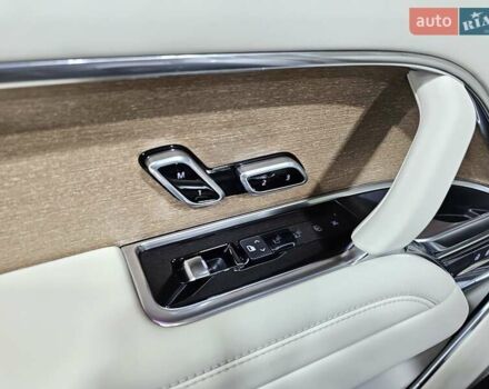 Белый Ленд Ровер Рендж Ровер, объемом двигателя 4.4 л и пробегом 1 тыс. км за 352923 $, фото 16 на Automoto.ua