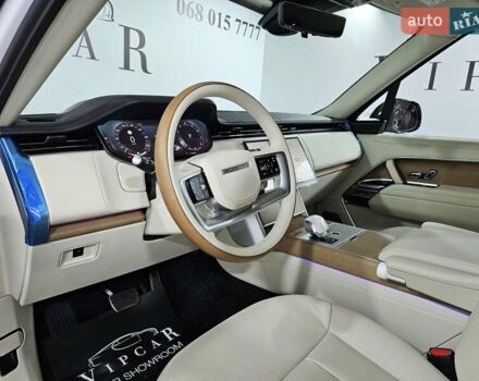 Белый Ленд Ровер Рендж Ровер, объемом двигателя 4.4 л и пробегом 1 тыс. км за 352923 $, фото 41 на Automoto.ua