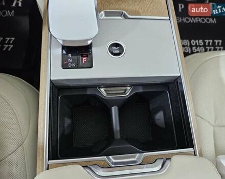 Белый Ленд Ровер Рендж Ровер, объемом двигателя 4.4 л и пробегом 1 тыс. км за 352923 $, фото 49 на Automoto.ua