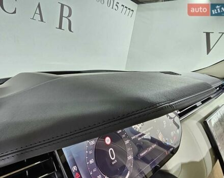 Белый Ленд Ровер Рендж Ровер, объемом двигателя 4.4 л и пробегом 1 тыс. км за 352923 $, фото 46 на Automoto.ua