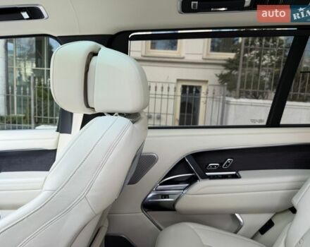 Белый Ленд Ровер Рендж Ровер, объемом двигателя 3 л и пробегом 35 тыс. км за 199000 $, фото 51 на Automoto.ua