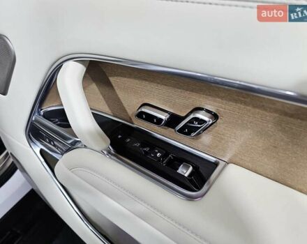 Белый Ленд Ровер Рендж Ровер, объемом двигателя 4.4 л и пробегом 1 тыс. км за 352923 $, фото 26 на Automoto.ua