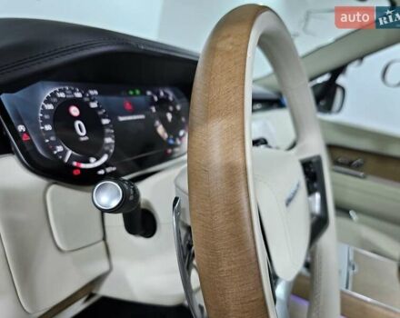 Белый Ленд Ровер Рендж Ровер, объемом двигателя 4.4 л и пробегом 1 тыс. км за 352923 $, фото 66 на Automoto.ua