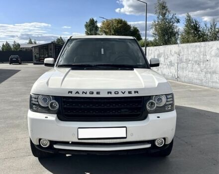 Белый Ленд Ровер Рендж Ровер, объемом двигателя 4.4 л и пробегом 214 тыс. км за 9500 $, фото 1 на Automoto.ua