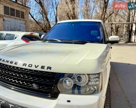 Белый Ленд Ровер Рендж Ровер, объемом двигателя 5 л и пробегом 184 тыс. км за 17400 $, фото 1 на Automoto.ua