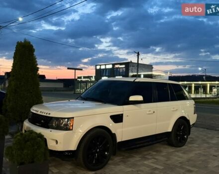 Белый Ленд Ровер Рендж Ровер, объемом двигателя 2.99 л и пробегом 180 тыс. км за 14800 $, фото 1 на Automoto.ua