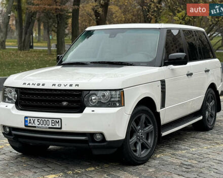 Белый Ленд Ровер Рендж Ровер, объемом двигателя 5 л и пробегом 275 тыс. км за 12500 $, фото 1 на Automoto.ua