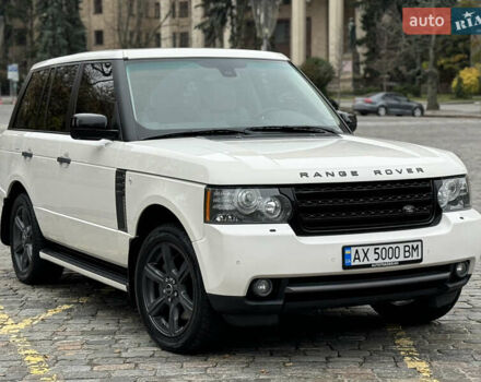 Белый Ленд Ровер Рендж Ровер, объемом двигателя 5 л и пробегом 270 тыс. км за 11999 $, фото 1 на Automoto.ua