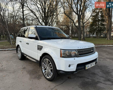 Белый Ленд Ровер Рендж Ровер, объемом двигателя 5 л и пробегом 156 тыс. км за 15500 $, фото 1 на Automoto.ua