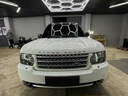 Белый Ленд Ровер Рендж Ровер, объемом двигателя 4.37 л и пробегом 231 тыс. км за 21000 $, фото 1 на Automoto.ua
