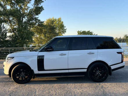 Білий Ленд Ровер Рендж Ровер, об'ємом двигуна 2.99 л та пробігом 195 тис. км за 28700 $, фото 1 на Automoto.ua