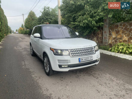 Ленд Ровер Рендж Ровер 2015 в Ровно на Automoto.ua Белый Ленд Ровер Рендж Ровер, объемом двигателя 3 л и пробегом 300 тыс. км за 26900 $, фото 1 на Automoto.ua