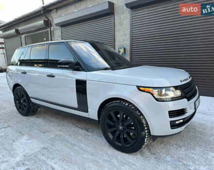 Белый Ленд Ровер Рендж Ровер, объемом двигателя 2.99 л и пробегом 205 тыс. км за 39950 $, фото 1 на Automoto.ua