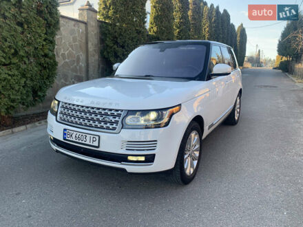 Ленд Ровер Рендж Ровер 2015 в Ровно на Automoto.ua Белый Ленд Ровер Рендж Ровер, объемом двигателя 3 л и пробегом 313 тыс. км за 28500 $, фото 1 на Automoto.ua