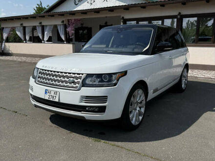 Ленд Ровер Рендж Ровер 2017 в Киеве на Automoto.ua Белый Ленд Ровер Рендж Ровер, объемом двигателя 3 л и пробегом 146 тыс. км за 39000 $, фото 1 на Automoto.ua