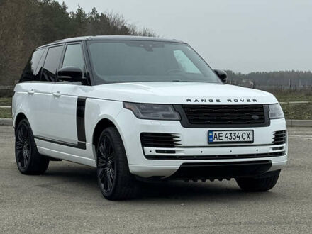 Белый Ленд Ровер Рендж Ровер, объемом двигателя 3 л и пробегом 70 тыс. км за 59000 $, фото 1 на Automoto.ua