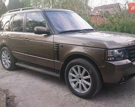 Бежевый Ленд Ровер Рендж Ровер, объемом двигателя 4.37 л и пробегом 215 тыс. км за 25000 $, фото 1 на Automoto.ua
