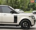 Бежевий Ленд Ровер Рендж Ровер, об'ємом двигуна 5 л та пробігом 217 тис. км за 24999 $, фото 18 на Automoto.ua
