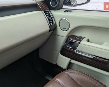 Бежевий Ленд Ровер Рендж Ровер, об'ємом двигуна 4.4 л та пробігом 208 тис. км за 36900 $, фото 67 на Automoto.ua