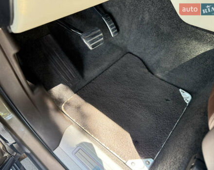 Бежевый Ленд Ровер Рендж Ровер, объемом двигателя 4.4 л и пробегом 208 тыс. км за 39777 $, фото 62 на Automoto.ua