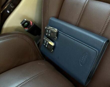 Бежевий Ленд Ровер Рендж Ровер, об'ємом двигуна 4.4 л та пробігом 208 тис. км за 36900 $, фото 115 на Automoto.ua