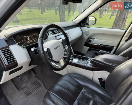 Бежевий Ленд Ровер Рендж Ровер, об'ємом двигуна 4.4 л та пробігом 217 тис. км за 30500 $, фото 19 на Automoto.ua