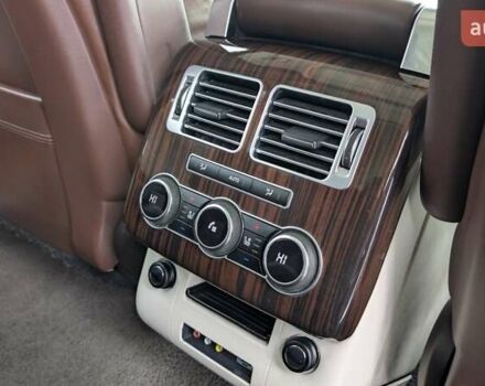 Бежевий Ленд Ровер Рендж Ровер, об'ємом двигуна 4.4 л та пробігом 208 тис. км за 36900 $, фото 29 на Automoto.ua