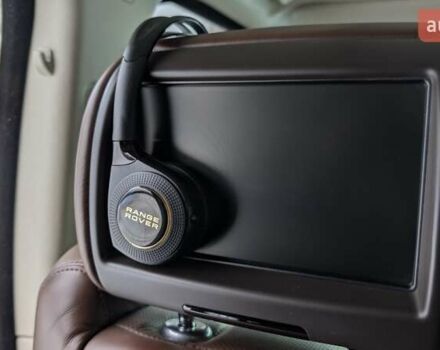 Бежевий Ленд Ровер Рендж Ровер, об'ємом двигуна 4.4 л та пробігом 208 тис. км за 36900 $, фото 16 на Automoto.ua