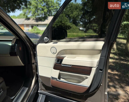 Бежевый Ленд Ровер Рендж Ровер, объемом двигателя 4.4 л и пробегом 208 тыс. км за 39777 $, фото 80 на Automoto.ua