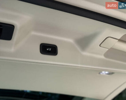 Бежевый Ленд Ровер Рендж Ровер, объемом двигателя 4.4 л и пробегом 208 тыс. км за 39900 $, фото 107 на Automoto.ua