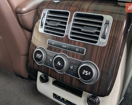 Бежевый Ленд Ровер Рендж Ровер, объемом двигателя 4.4 л и пробегом 208 тыс. км за 37750 $, фото 20 на Automoto.ua