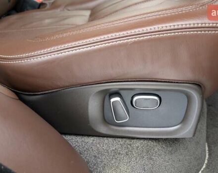 Бежевий Ленд Ровер Рендж Ровер, об'ємом двигуна 4.4 л та пробігом 208 тис. км за 36900 $, фото 26 на Automoto.ua