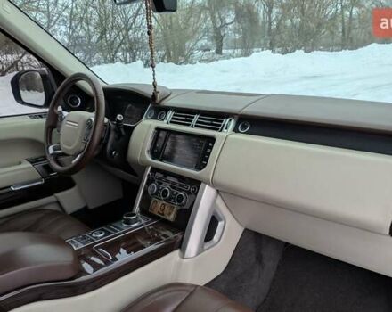 Бежевий Ленд Ровер Рендж Ровер, об'ємом двигуна 4.4 л та пробігом 208 тис. км за 36900 $, фото 39 на Automoto.ua