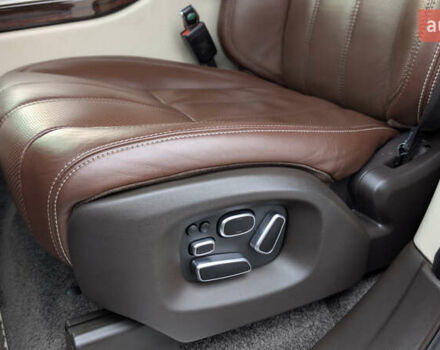 Бежевый Ленд Ровер Рендж Ровер, объемом двигателя 4.4 л и пробегом 208 тыс. км за 37750 $, фото 16 на Automoto.ua