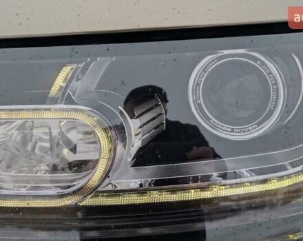 Бежевий Ленд Ровер Рендж Ровер, об'ємом двигуна 4.4 л та пробігом 208 тис. км за 36900 $, фото 90 на Automoto.ua