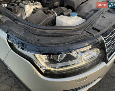 Бежевий Ленд Ровер Рендж Ровер, об'ємом двигуна 4.4 л та пробігом 217 тис. км за 30500 $, фото 36 на Automoto.ua