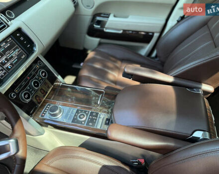 Бежевый Ленд Ровер Рендж Ровер, объемом двигателя 4.4 л и пробегом 208 тыс. км за 39900 $, фото 92 на Automoto.ua